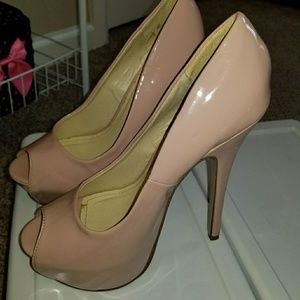 peep toe heels